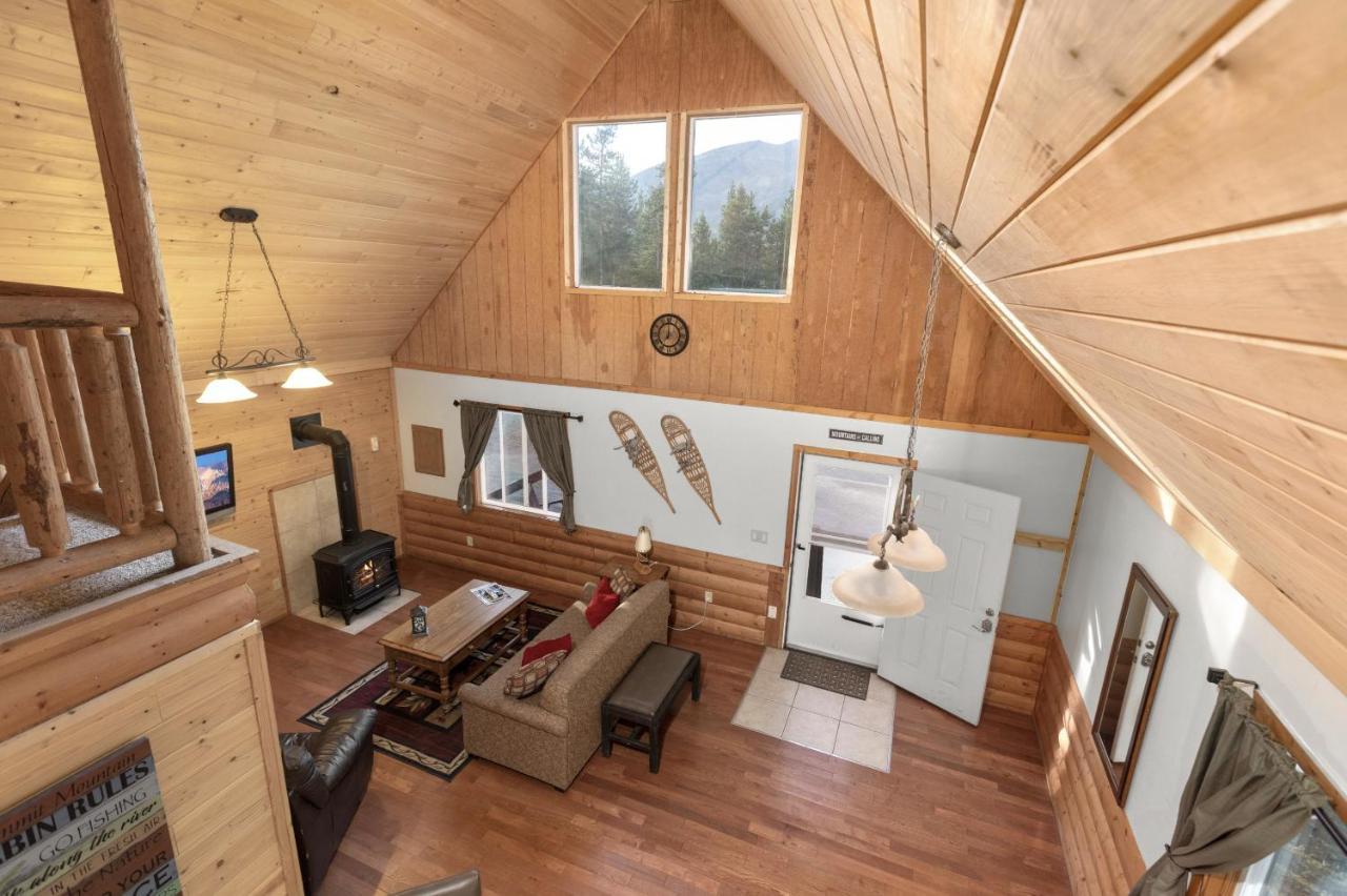 Summit Mountain Lodge And Steakhouse East Glacier Park Village Bagian luar foto