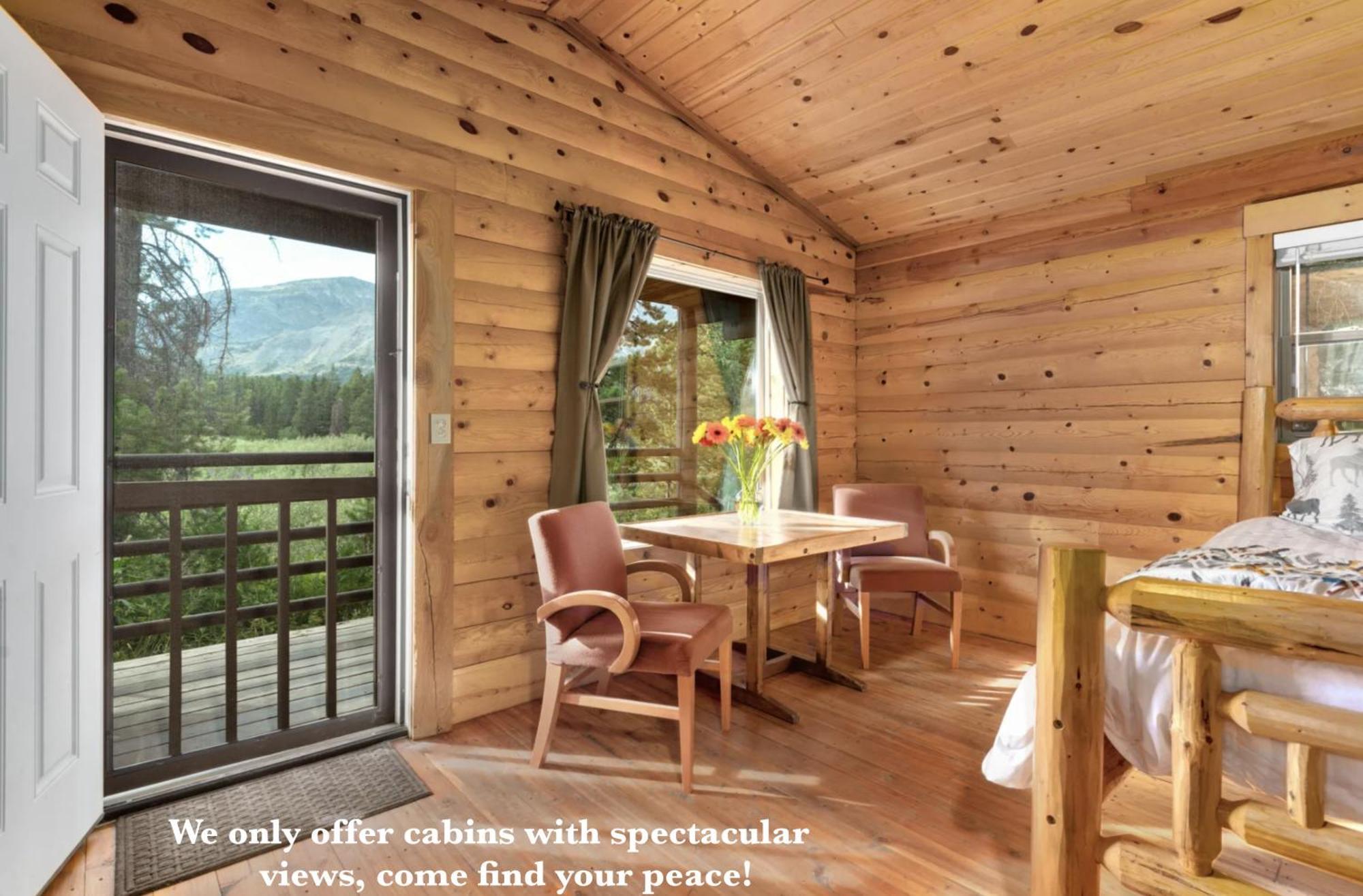 Summit Mountain Lodge And Steakhouse East Glacier Park Village Bagian luar foto