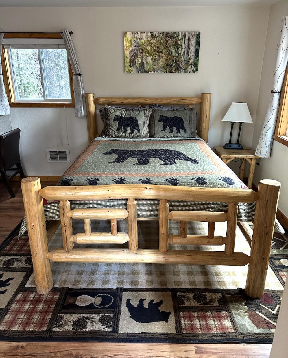 Summit Mountain Lodge And Steakhouse East Glacier Park Village Bagian luar foto