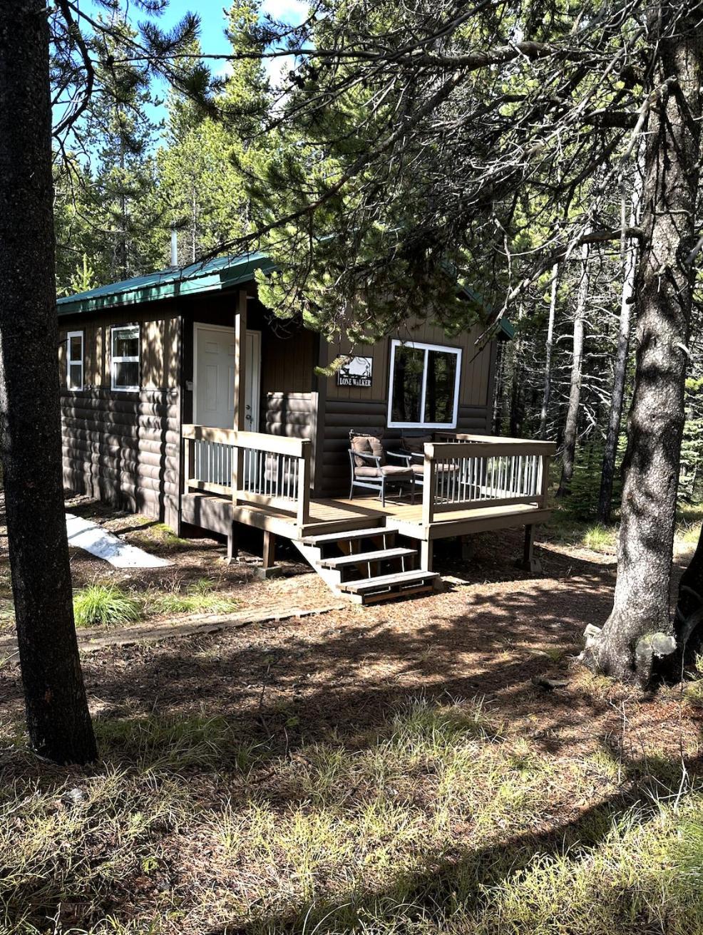 Summit Mountain Lodge And Steakhouse East Glacier Park Village Bagian luar foto
